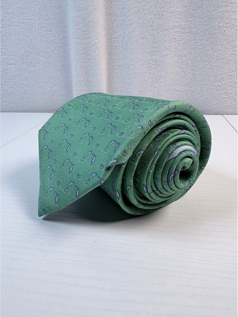 Salvatore Ferragamo Silk Necktie Mens Green Jumping Dolphins Animal Print Italy
